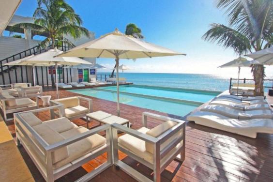 Beachside Corasol El Amanecer De Frida Para 2 Personas Плайя-дель-Кармен Екстер'єр фото