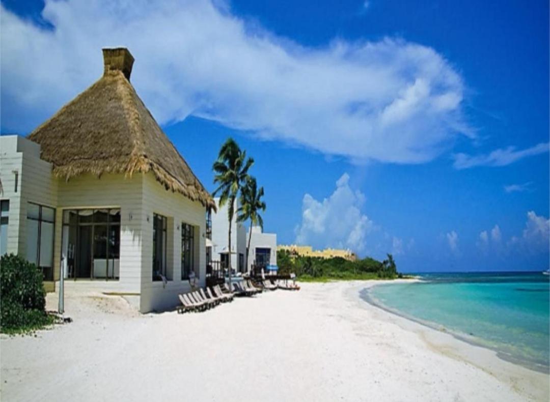 Beachside Corasol El Amanecer De Frida Para 2 Personas Плайя-дель-Кармен Екстер'єр фото
